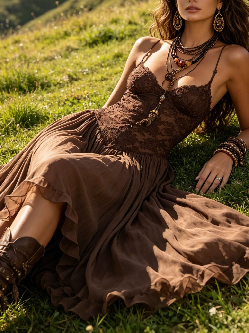 Abito Maxi in Chiffon con Pannelli in Pizzo Marrone Scuro