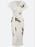 Abito Wrap Elegante con Stampa di Foglie
