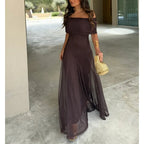 Elegante vestido largo con hombro descubierto