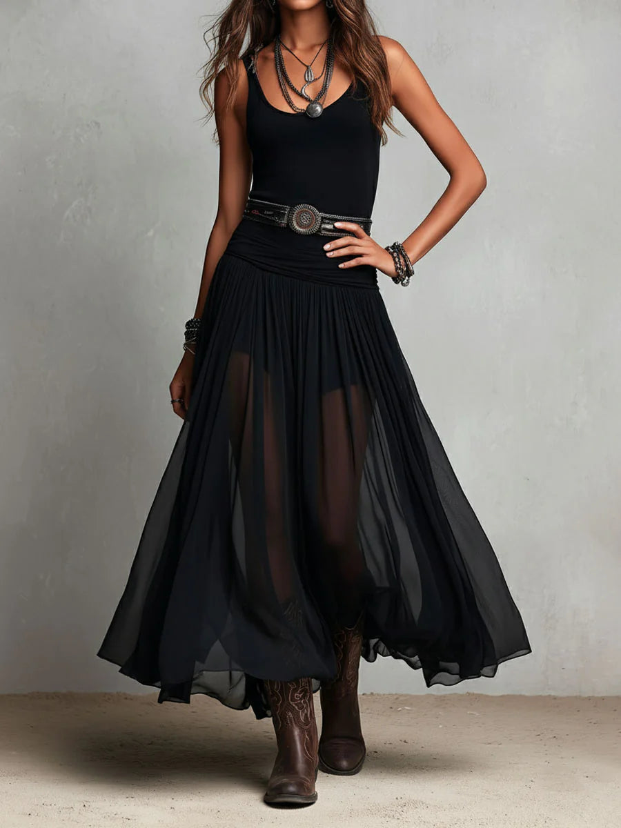 Top senza maniche nero con gonna in tulle maxi
