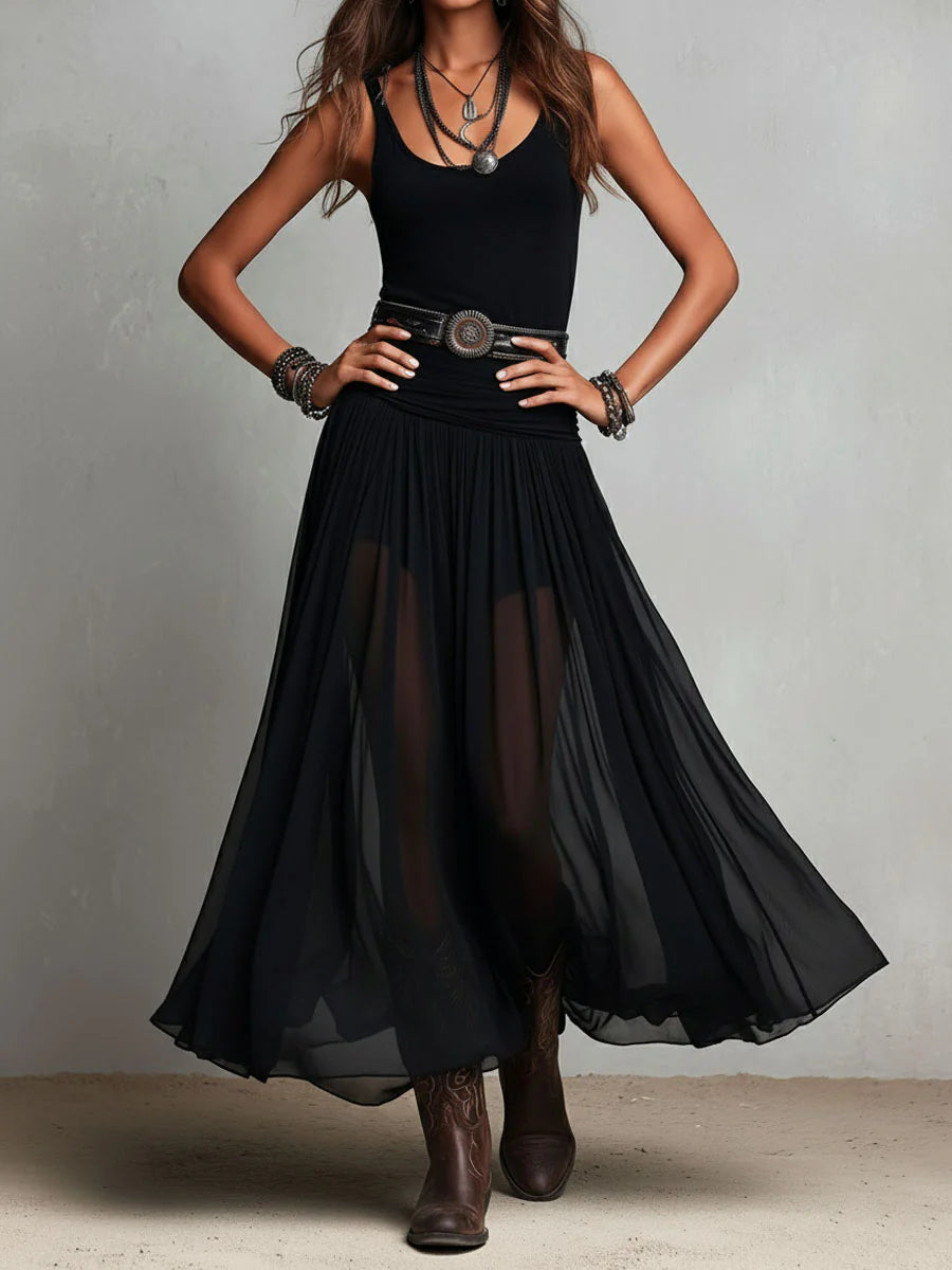 Top senza maniche nero con gonna in tulle maxi